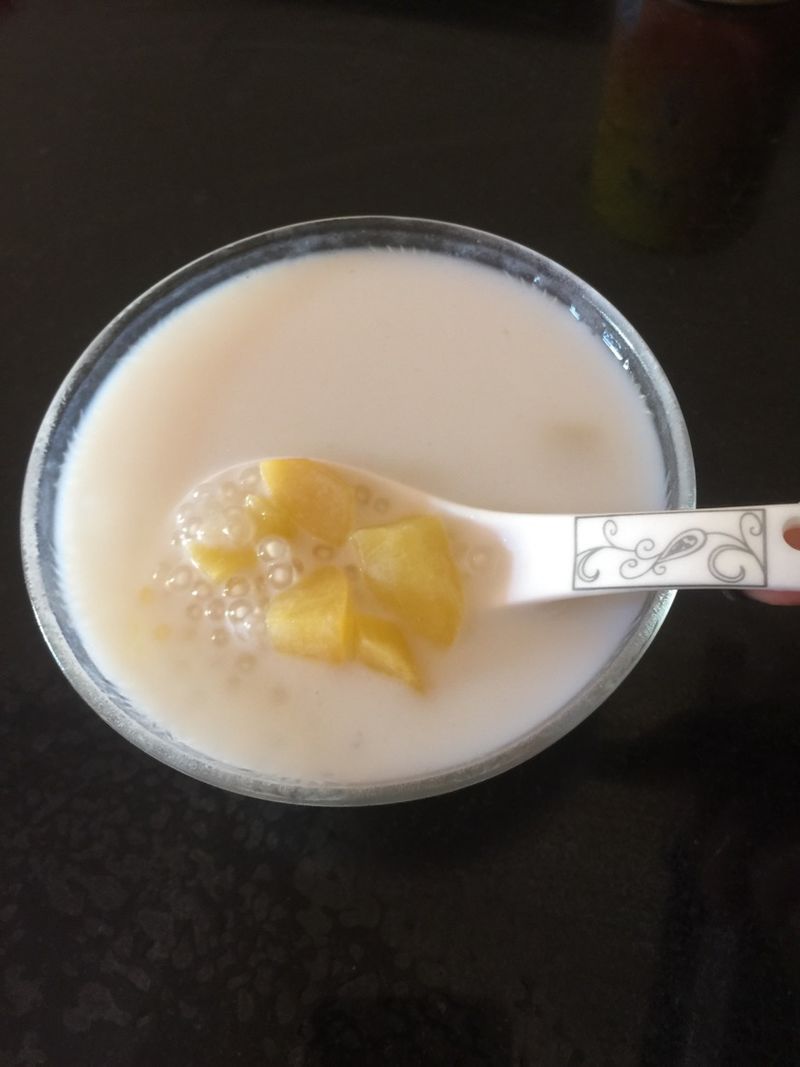 黄桃西米露（椰奶）