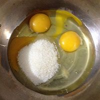 无油版海绵小蛋糕的做法图解1