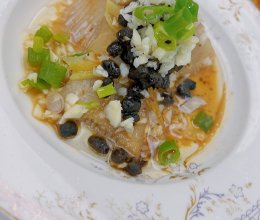 豆鼓蒸鱼尾的做法