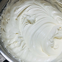 男孩专属蛋糕：足球生日蛋糕的做法图解4