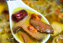 #加油 英格兰#入冬养生汤推荐，味道鲜美的黑牛肝菌炖鸡汤！的做法