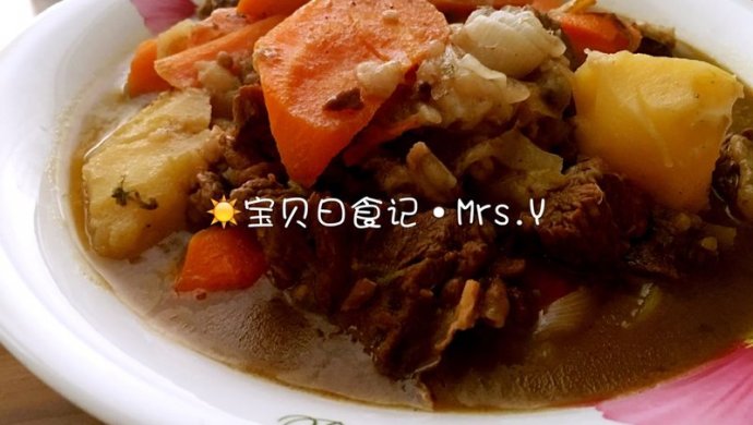 土豆胡萝卜焖牛肉