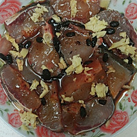 豆鼓蒸草鱼肉的做法图解1
