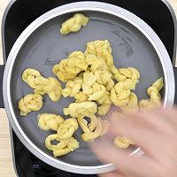 腌笃鲜的做法图解1