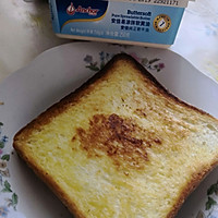快速早餐#安佳易涂抹黄油#面包片煎蛋的做法图解4