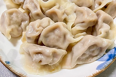 白菜肉饺子