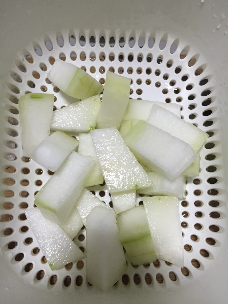 冬瓜汽锅肉丸汤的做法图解4
