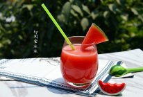 清凉解暑的西瓜汁#单挑夏天#的做法
