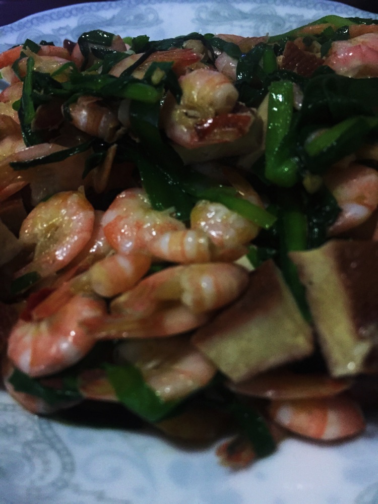 鲜虾炒韭菜的做法图解4