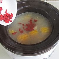 玉米山药棒骨汤的做法图解8