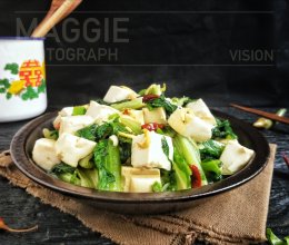 家常菜～莴苣叶炒豆腐的做法