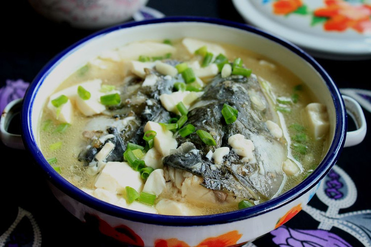豆腐青鱼汤的做法