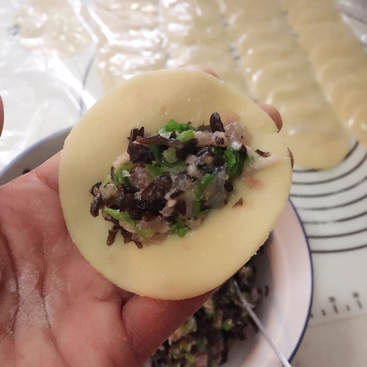 虾油四鲜饺子（附：饺子皮薄而有韧做法）的做法图解14