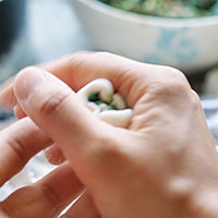 咸口汤圆更美味～荠菜鲜肉汤圆的做法图解14