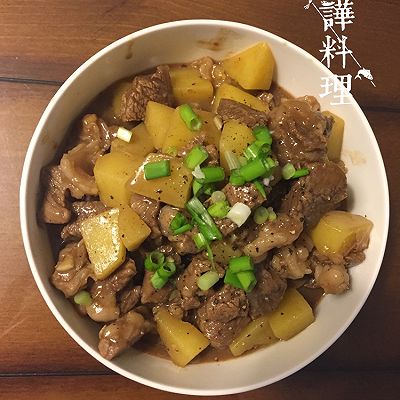 牛肉烩土豆（0基础人人都是美食家）