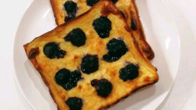 爆浆蓝莓岩烧乳酪的做法