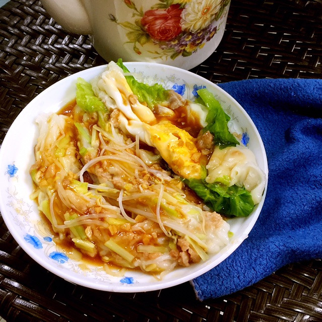 时蔬肉沫肠粉的做法