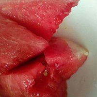 @夏日清爽西瓜汁@的做法图解2