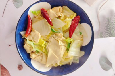 干豆腐炖白菜