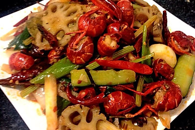 麻辣小龙虾