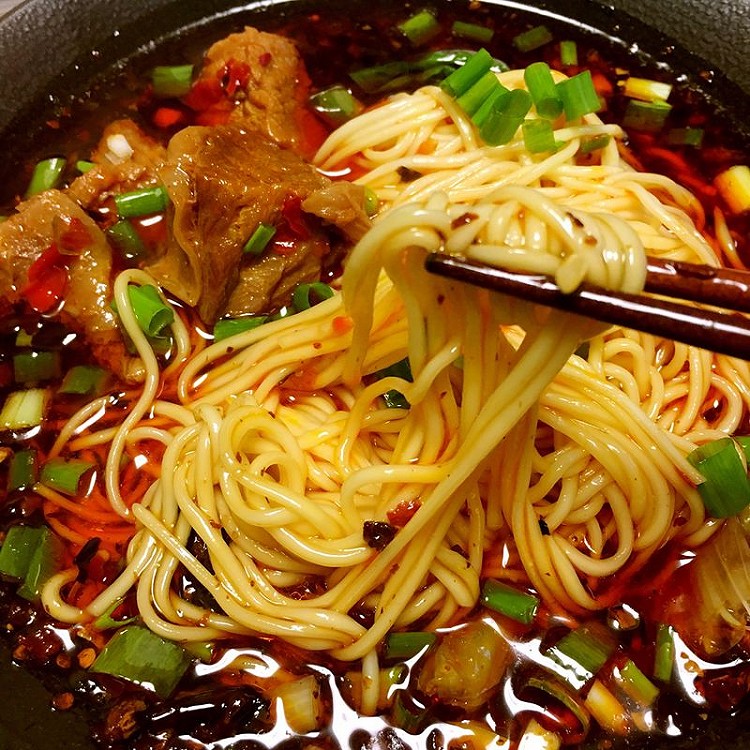 重庆小面  《牛腩面》的做法