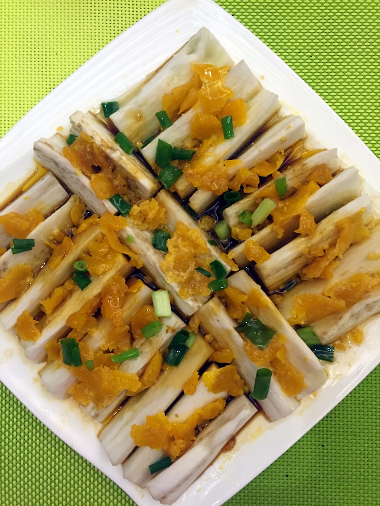 咸蛋黄蒸茄子的做法图解4