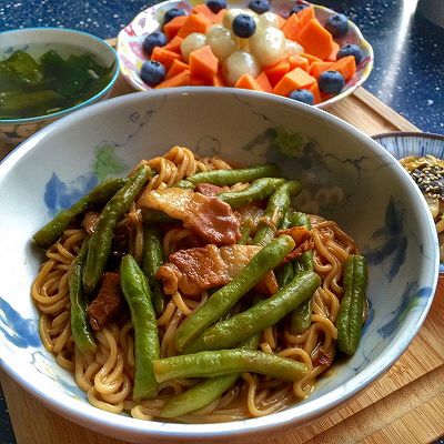 豆角焖面