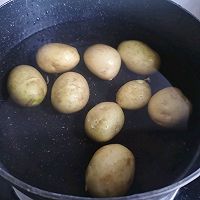 烤土豆的做法图解1