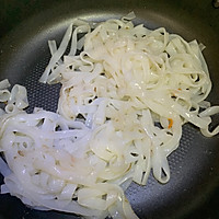 虾仁胡萝卜炒河粉（适合各种炒粉、炒面）的做法图解4