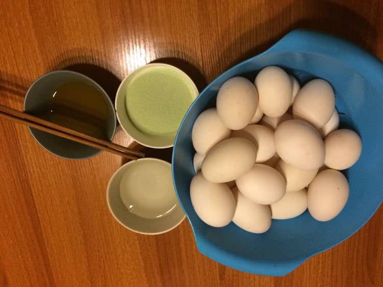 腌盐鸭蛋的做法图解4