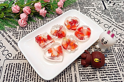 水晶草莓果冻