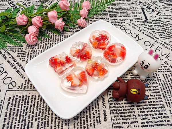 水晶草莓果冻