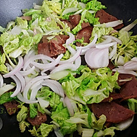 葱椒肉片奶白菜的做法图解3