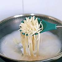 #肉食者联盟#香肠时蔬打卤面的做法图解10
