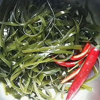 超级简单凉拌海带丝的做法图解1