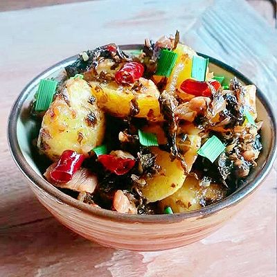 梅菜干回锅土豆块