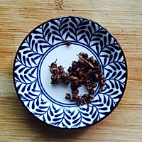 #快手又营养，我家的冬日必备菜品#椒盐鲳鱼的做法图解3