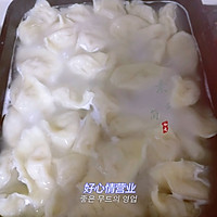 鲜美多汁的芹菜虾仁猪肉水饺#太太乐鲜鸡汁芝麻香油#的做法图解16