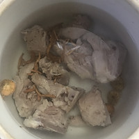 秋冬儿童健脾润肺汤的做法图解3