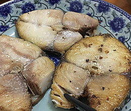 超简单版的香煎马鲛鱼的做法