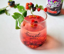 #夏日多巴胺饮品#野树莓葡萄酒饮的做法