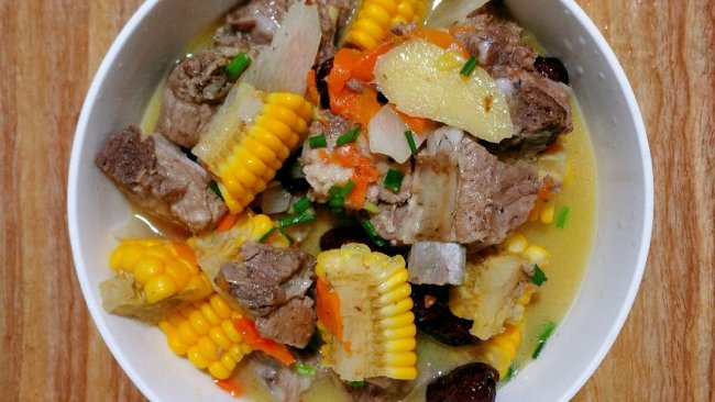 营养鲜汤~玉米排骨汤的做法