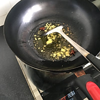 畅畅牌蒜香鸡爪的做法图解3