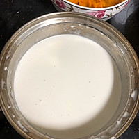 南瓜椰浆牛奶千层糕的做法图解1