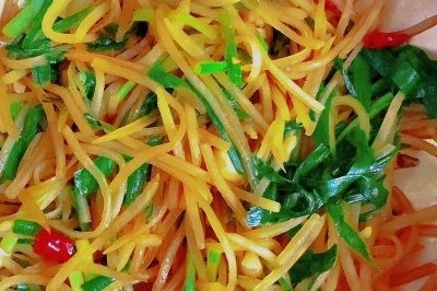 土豆丝炒韭菜