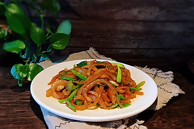 青椒炒肉皮