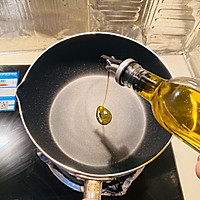 好吃到不行❤️西红柿炝锅面的做法图解2