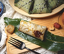 四角枕形粽子 -之- 绿豆蜜枣粽的做法