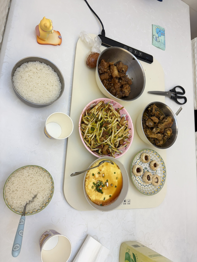 蒜黄炒肉丝的做法