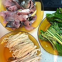 酸汤鱼的做法图解1